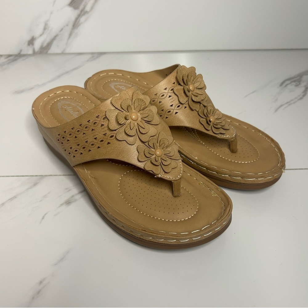 Atalina Tan Floral Women's Sandals Size 7.5